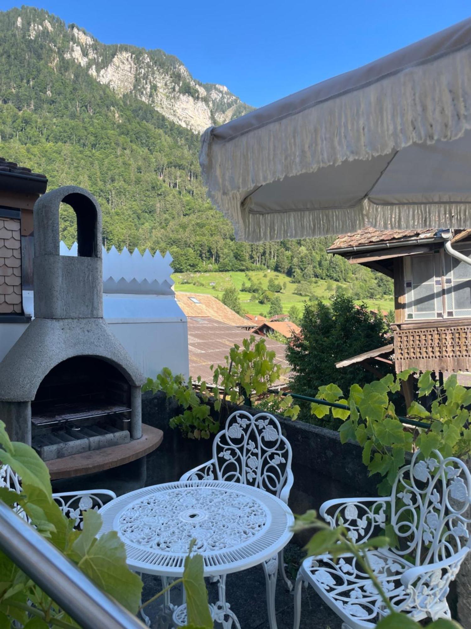 Studio In Alps By Apartments Capricorn Gsteigwiler Екстериор снимка
